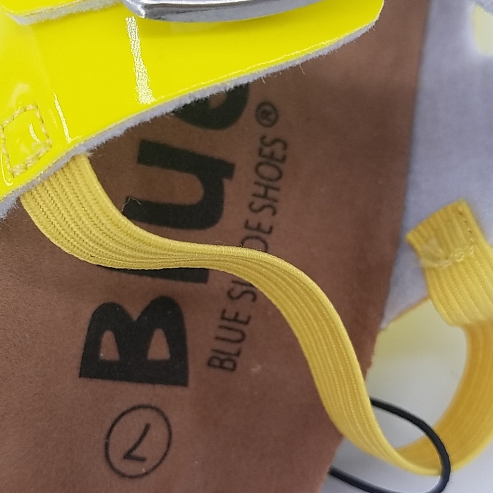 🆕️ Blue Suede Shoes Yellow Sandals - Picture 7 of 7